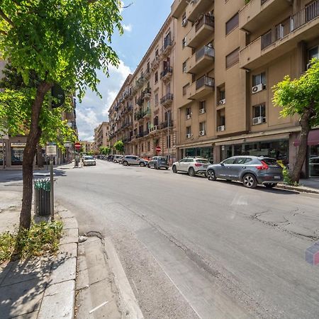 Le Rose Di Nonna Maria, Appartamento Di Lusso In Centro Citta Palermo Exterior foto