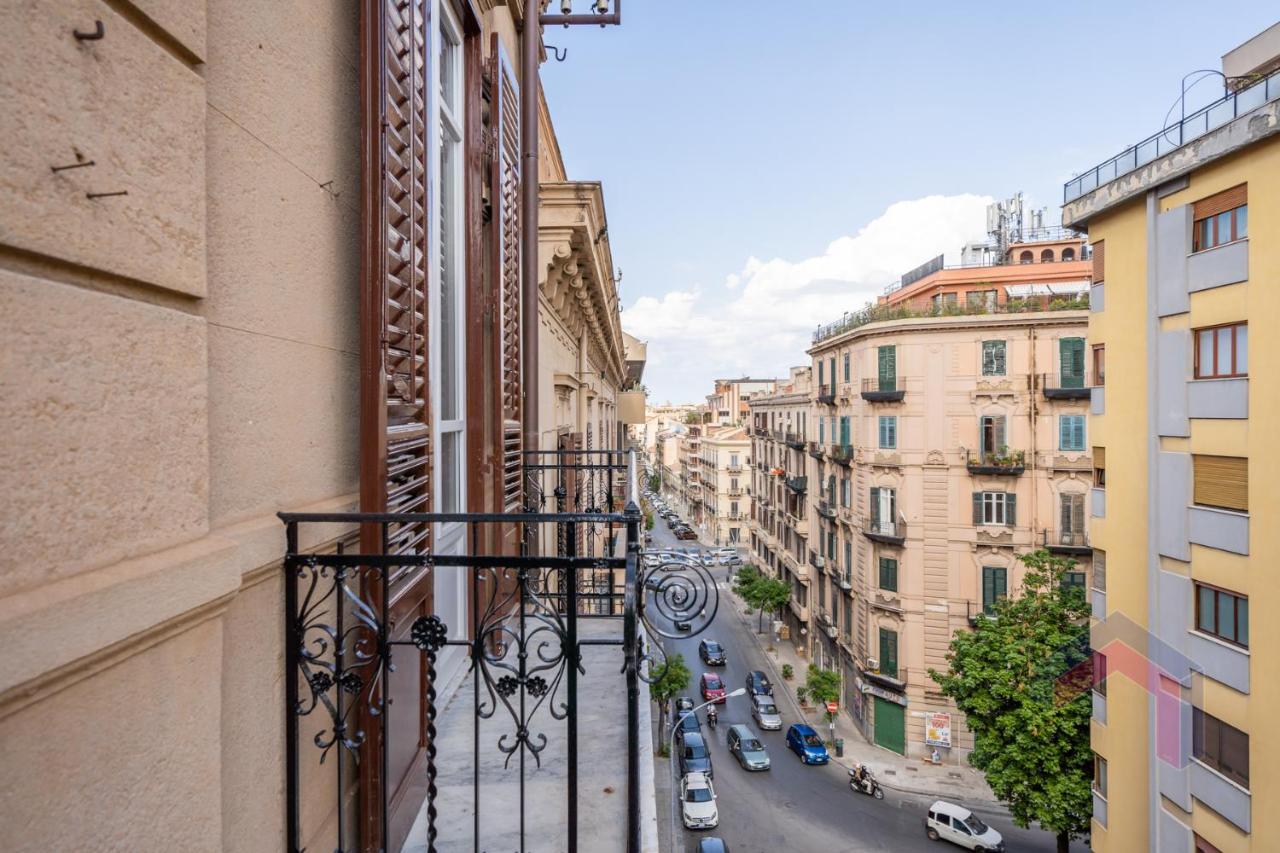 Le Rose Di Nonna Maria, Appartamento Di Lusso In Centro Citta Palermo Exterior foto