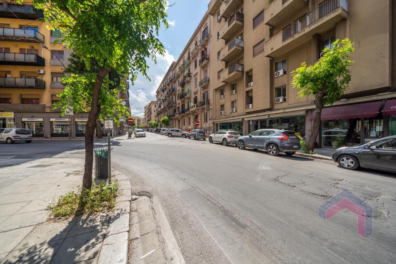 Le Rose Di Nonna Maria, Appartamento Di Lusso In Centro Citta Palermo Exterior foto